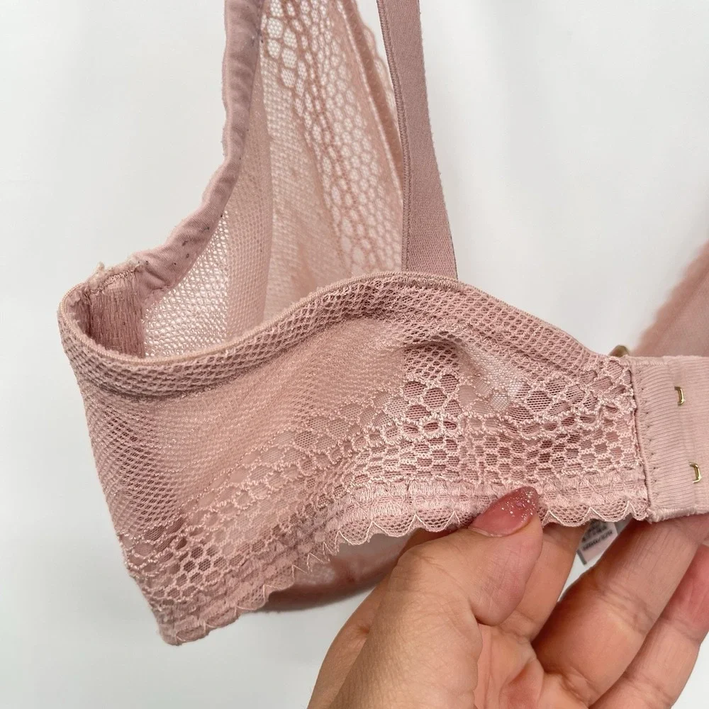 Victoria's Secret Incredible Underwire‎ Unlined Plunge Dark Rose Pink Size 32DD